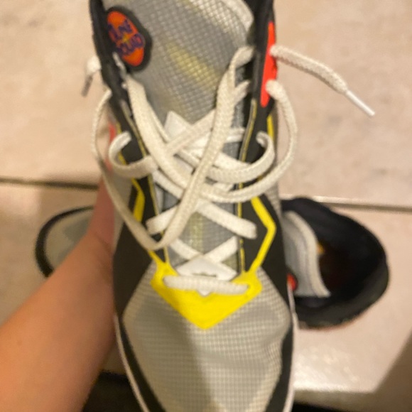 Nike lebron 18 low Sylvester vs tweety space jam - Picture 6 of 8